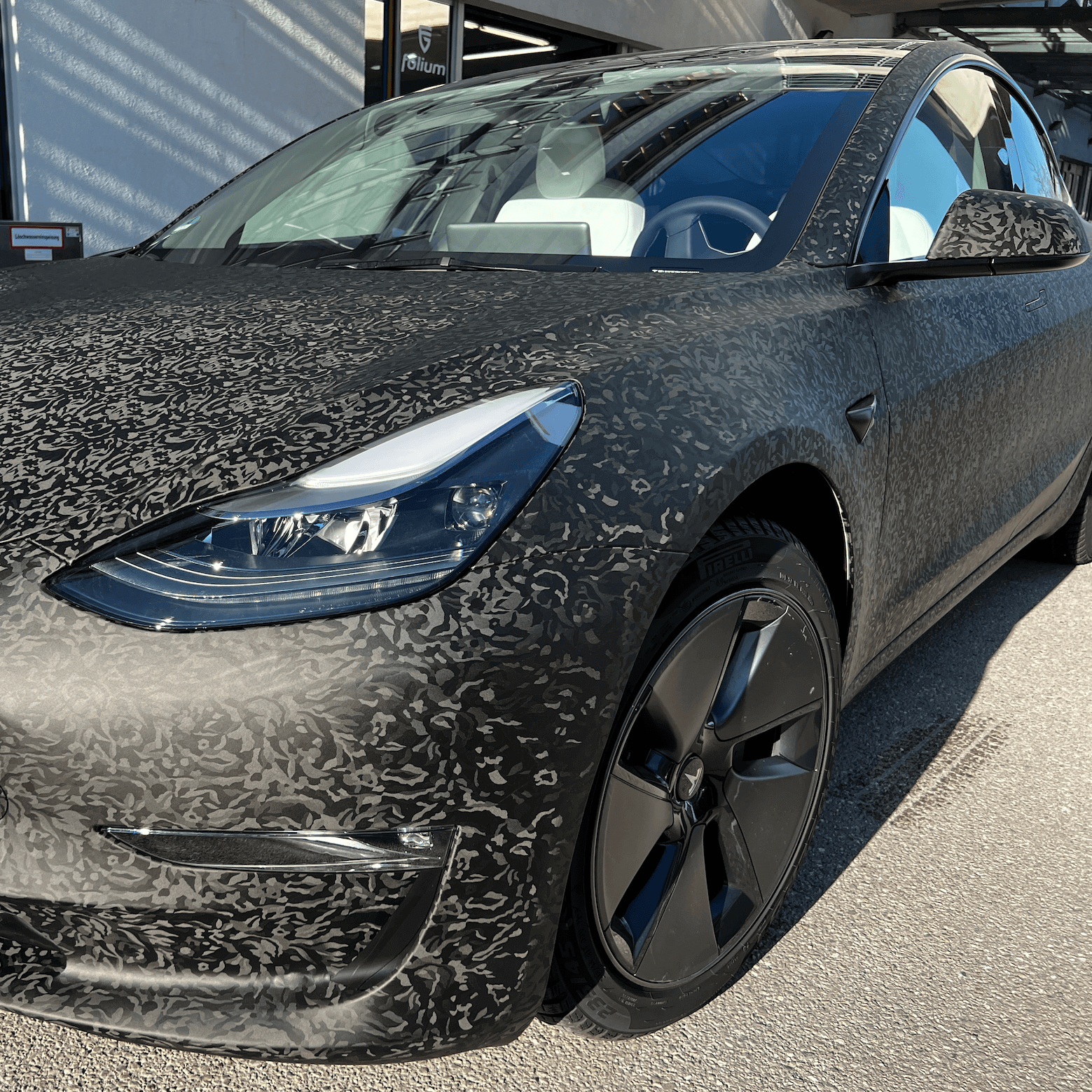Tesla Model 3 Folierung - Camouflage